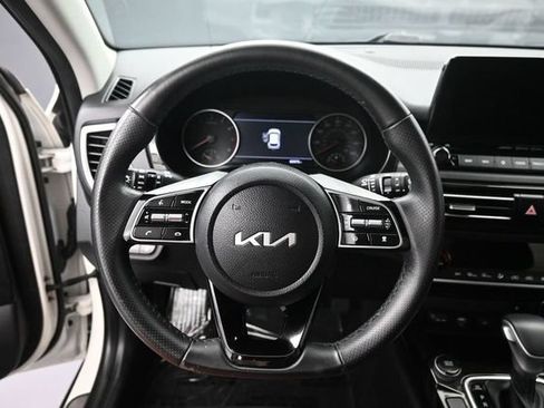 Used 2023 Kia Seltos SX AWD/4WD image 21