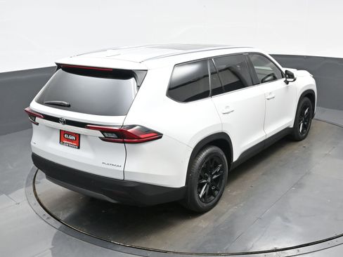 Used 2025 Toyota Grand Highlander Platinum image 43