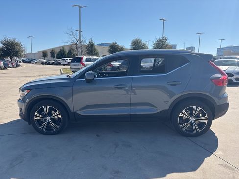Used 2020 Volvo XC40 T5 Inscription w/ Protection Package Premier image 8