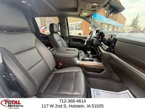 Used 2022 Chevrolet Silverado 1500 RST w/ Redline Edition image 12