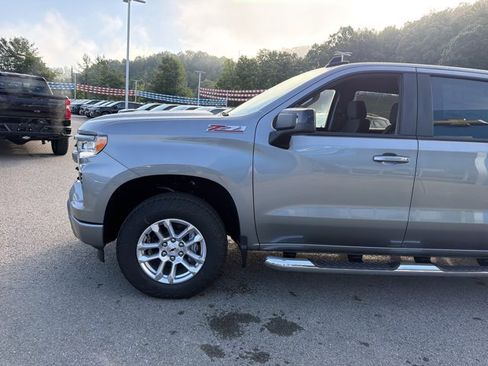 New 2026 Chevrolet Silverado 1500 RST w/ Z71 Off-Road Package AWD/4WD image 10