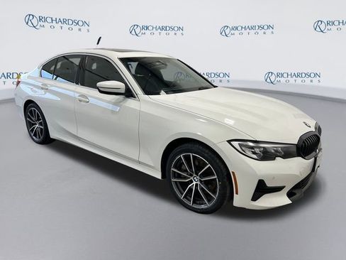 Used 2020 BMW 330i xDrive Sedan w/ Driving Assistance Package image 7