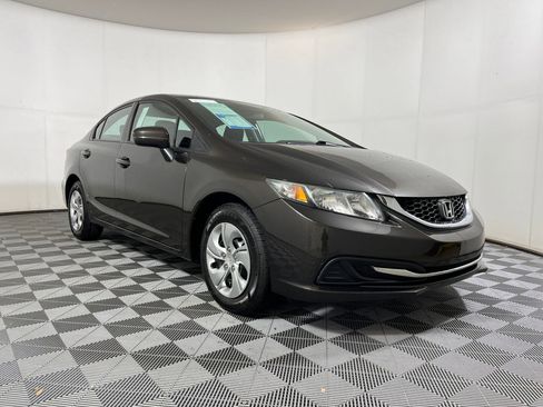 Used 2014 Honda Civic LX image 6