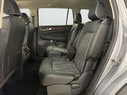 New 2025 Volkswagen Atlas SEL Premium R-Line image 20