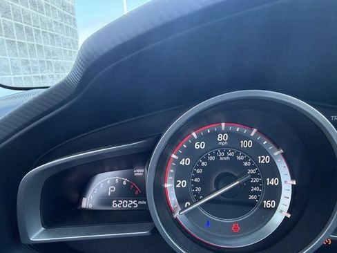 Used 2014 MAZDA MAZDA3 i Touring w/ Technology Package image 23