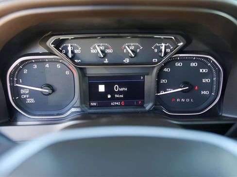 Used 2021 GMC Sierra 1500 SLT image 11