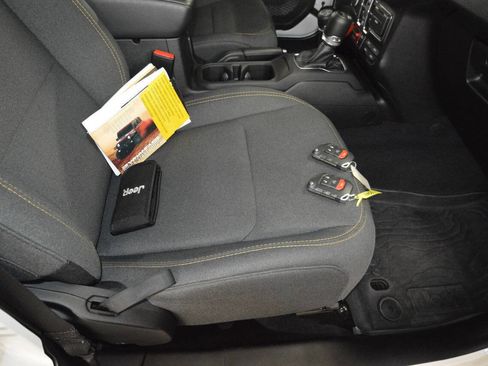 Used 2025 Jeep Wrangler Unlimited Sport S 4xe image 10