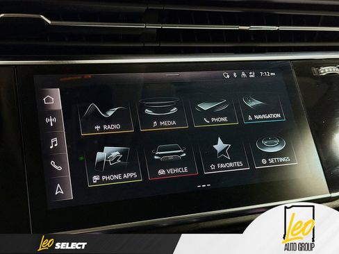 Used 2023 Audi Q8 Premium Plus AWD/4WD image 15