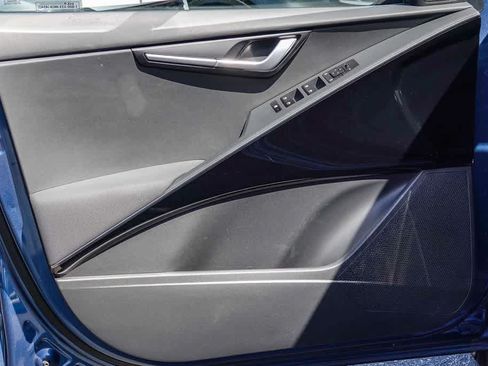 Certified 2023 Kia Niro EX FWD image 19