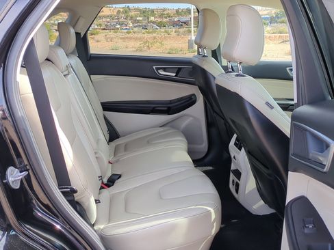 Used 2022 Ford Edge Titanium w/ Equipment Group 301A image 30