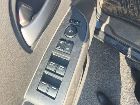 Used 2012 Honda Odyssey Touring image 12