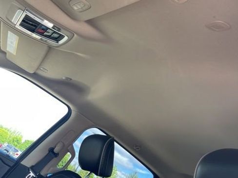Used 2021 RAM 1500 Laramie AWD/4WD image 10