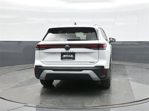New 2026 Volkswagen Tiguan S image 6