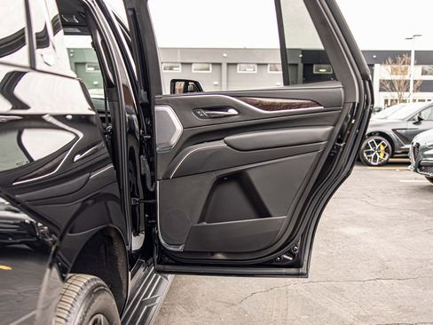 Used 2023 Cadillac Escalade Sport Platinum w/ LPO, ONYX Package image 46