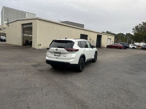 New 2026 Nissan Rogue SV image 5