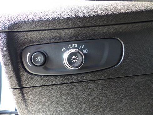 Used 2022 Buick Envision Preferred image 23