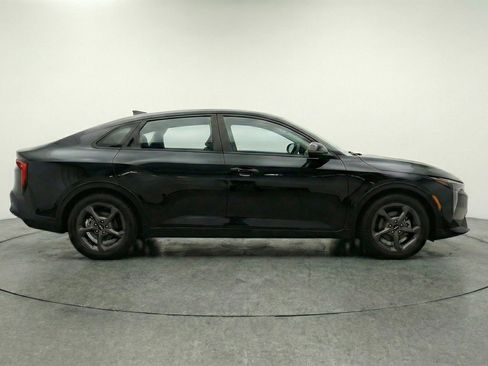 Used 2025 Kia K4 FWD image 11