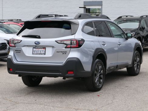Certified 2023 Subaru Outback Onyx Edition XT AWD/4WD image 6