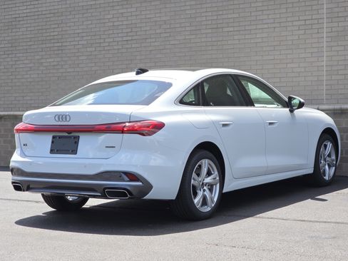 New 2025 Audi A5 2.0T Prestige image 24