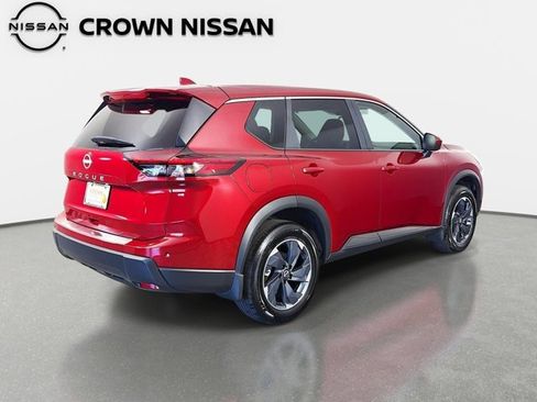 Certified 2026 Nissan Rogue SV FWD image 5