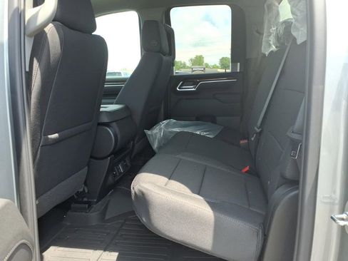 New 2026 GMC Sierra 2500 SLE w/ SLE Value Package; AWD/4WD image 15