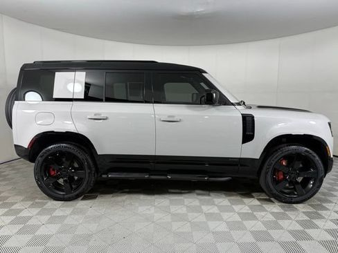 New 2026 Land Rover Defender 110 X AWD/4WD image 6