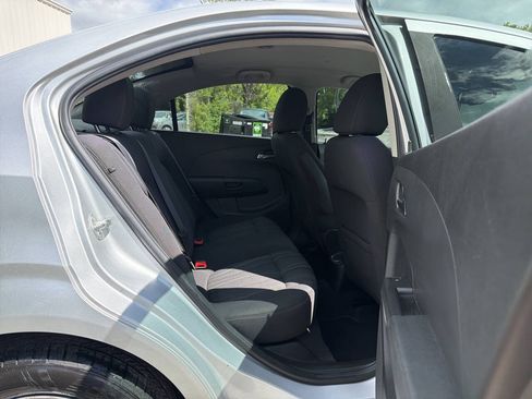 Used 2015 Chevrolet Sonic LT FWD image 28
