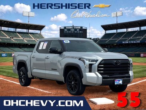 Used 2025 Toyota Tundra Limited AWD/4WD image 1