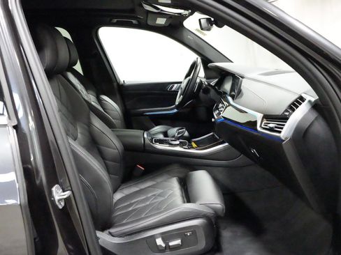 Used 2023 BMW X5 xDrive40i w/ Executive Package AWD/4WD image 7