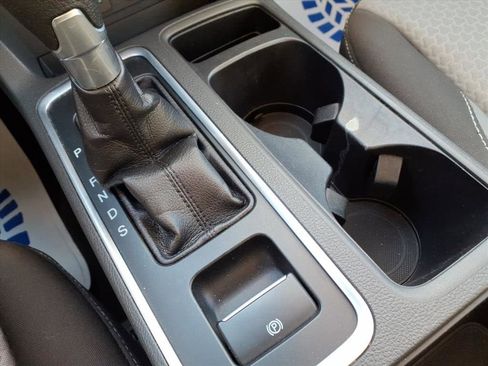 Used 2017 Ford Escape SE w/ Equipment Group 201A image 25