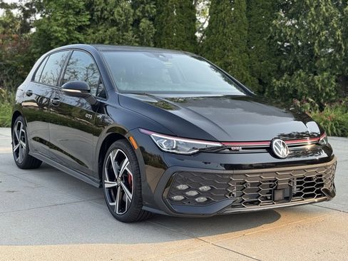 New 2025 Volkswagen GTI SE image 1
