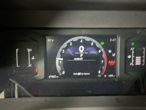 Used 2024 Toyota Tacoma SR5 image 15