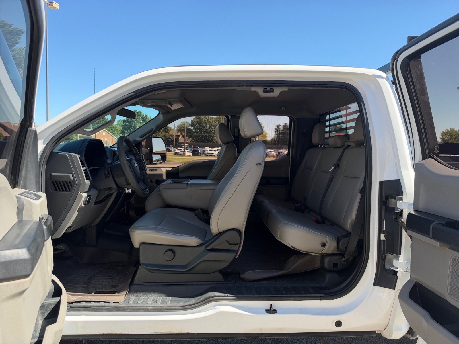 Used 2021 Ford F250 XL w/ Power Equipment Group AWD/4WD image 20
