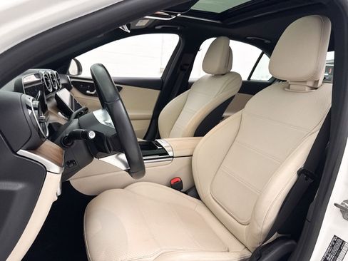 Used 2024 Mercedes-Benz C 300 Sedan image 18