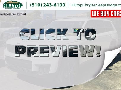Used 2023 Jeep Grand Cherokee L Laredo