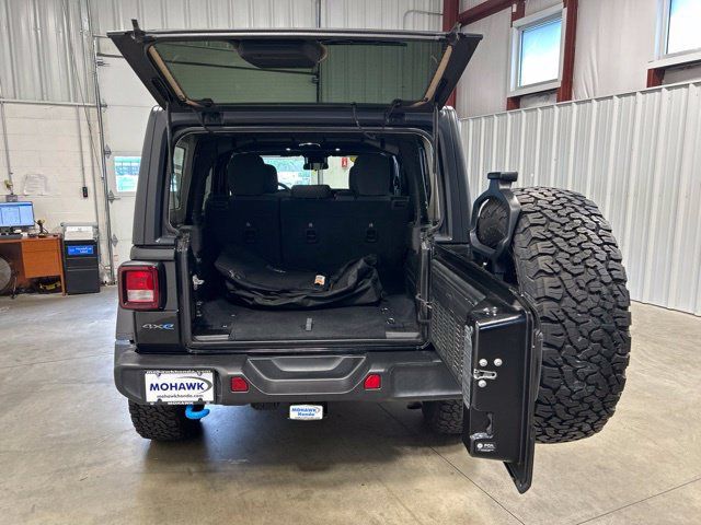 Used 2024 Jeep Wrangler Unlimited AWD/4WD image 19