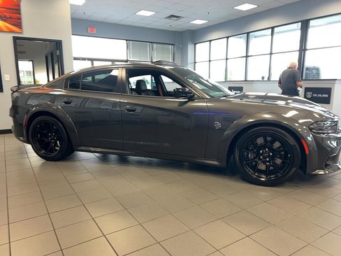 Used 2023 Dodge Charger SRT Hellcat w/ Harman/Kardon Audio Group image 4