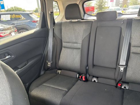 Used 2025 Nissan Rogue SV FWD image 41