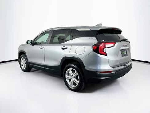 Used 2024 GMC Terrain SLE AWD/4WD image 5