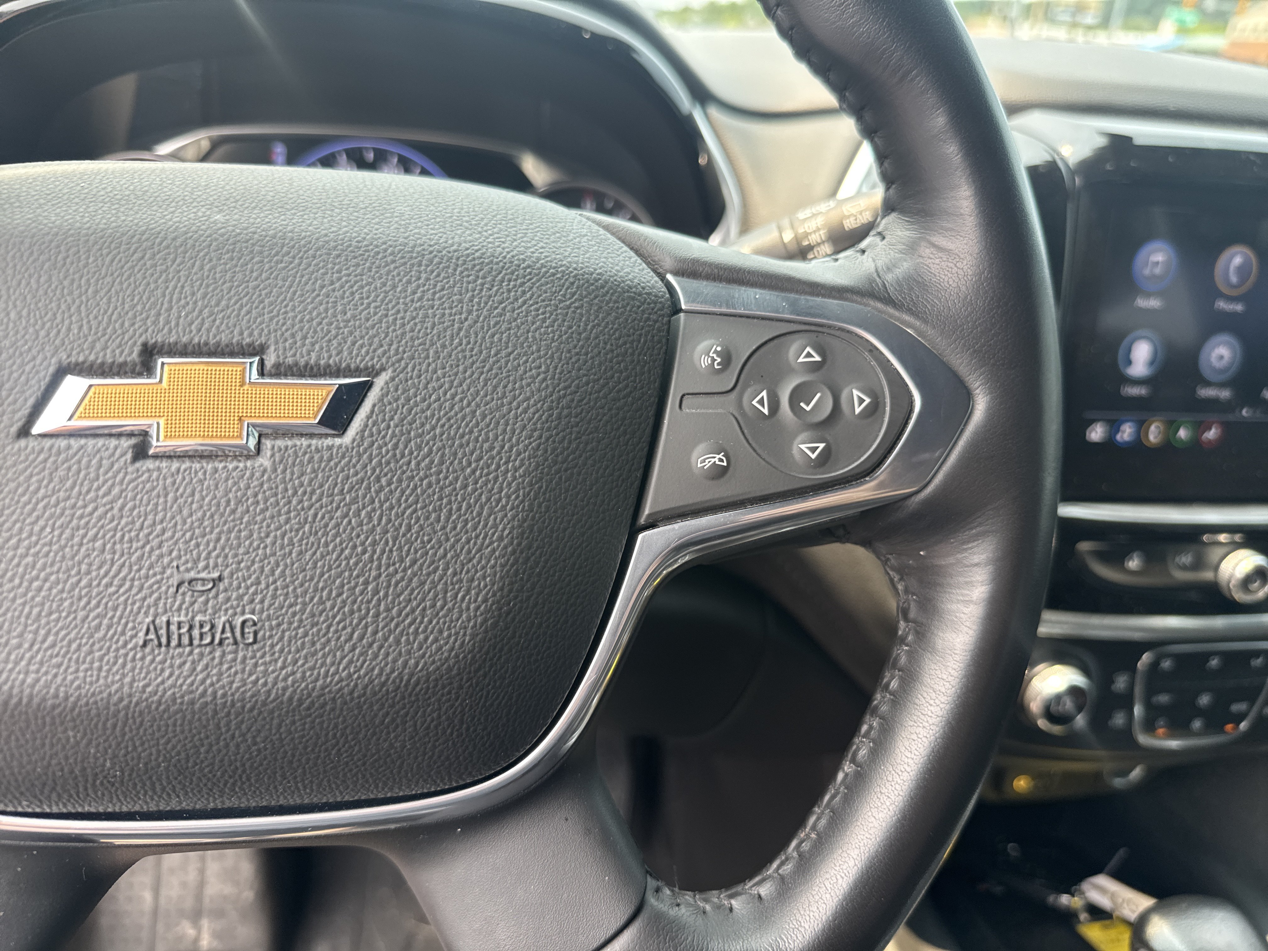 Used 2022 Chevrolet Traverse High Country w/ LPO, Floor Liner Package AWD/4WD image 20