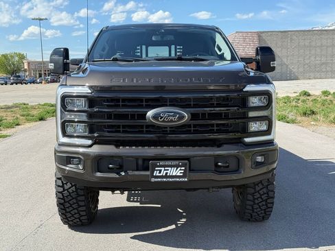 Used 2024 Ford F350 Lariat w/ Lariat Ultimate Package image 7