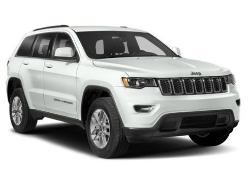 Certified 2018 Jeep Grand Cherokee Altitude image 6