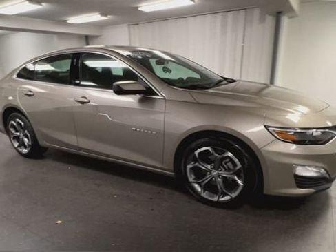 Certified 2024 Chevrolet Malibu LT image 2