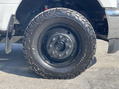 Used 2017 Ford F350 XL w/ Power Equipment Group image 37