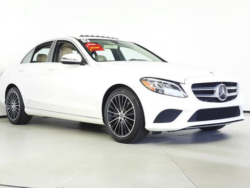 Used 2019 Mercedes-Benz C 300 Sedan image 4