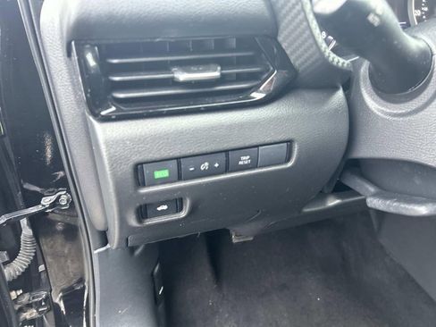 Used 2022 Nissan Sentra SV image 19