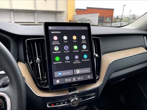 Used 2026 Volvo XC60 B5 Ultra w/ Climate Package image 34