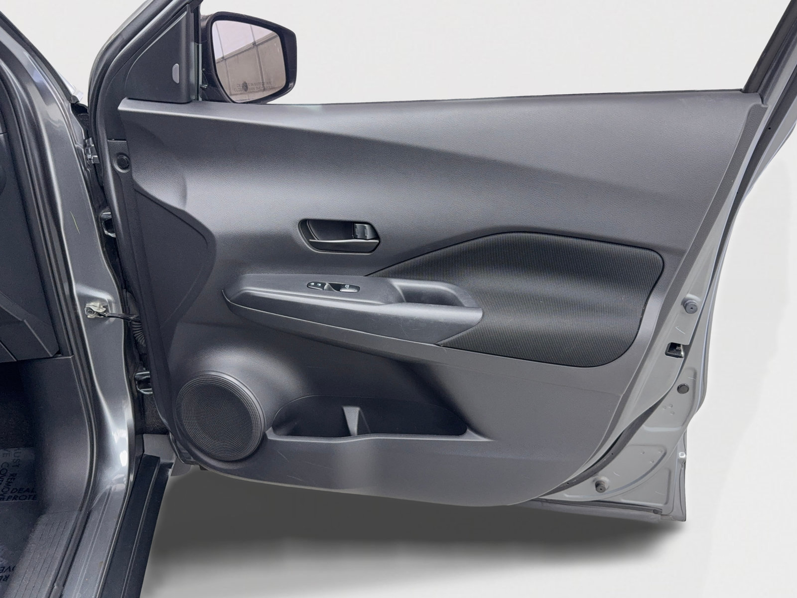 Used 2023 Nissan Kicks S FWD image 44