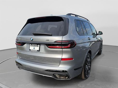 Used 2025 BMW X7 xDrive40i w/ Executive Package AWD/4WD image 5
