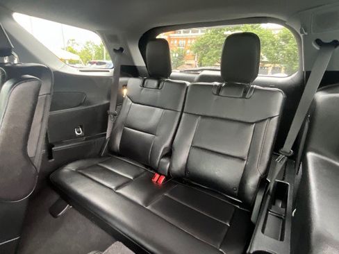 Used 2024 Ford Explorer Limited w/ Limited Technology Package AWD/4WD image 36